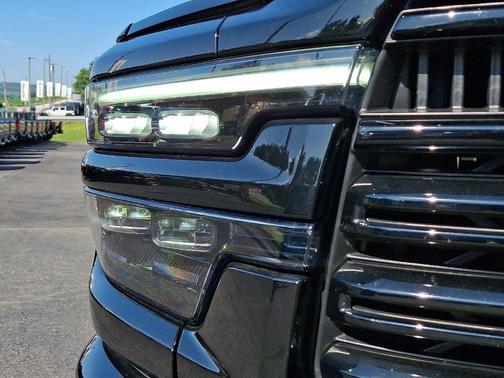 Diamond Black 2025 RAM 2500 Laramie