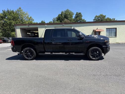 Diamond Black 2025 RAM 2500 Laramie