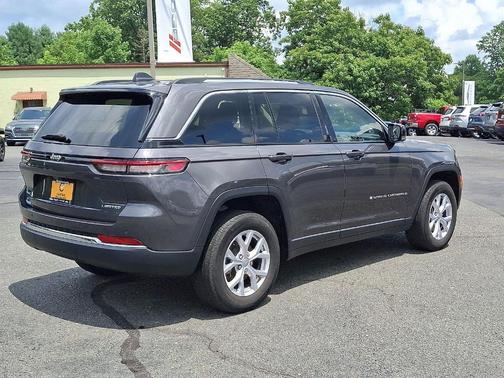 2022 Jeep Grand Cherokee Limited