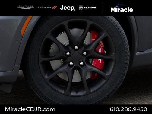 Destroyer Gray Clearcoat 2026 Dodge Durango SRT Jailbreak