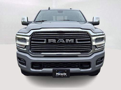 Billet Silver Metallic Clearcoat 2024 RAM 2500 Laramie