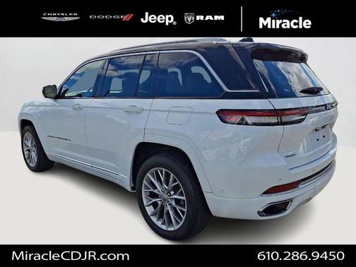 2023 Jeep Grand Cherokee Summit