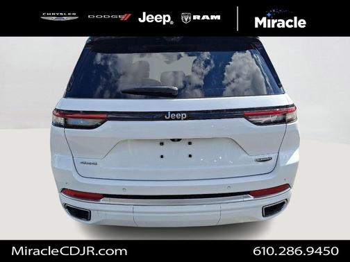 2023 Jeep Grand Cherokee Summit