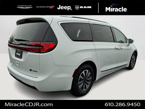 2021 Chrysler Pacifica Hybrid Limited