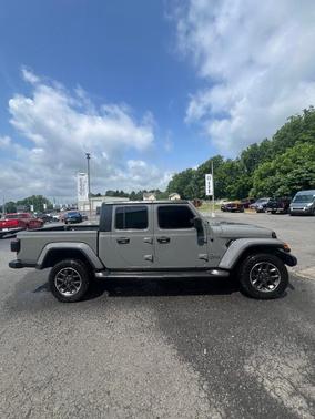 2020 Jeep Gladiator Overland