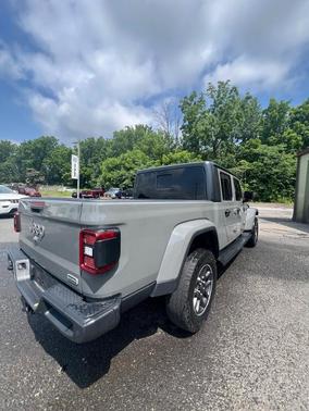 2020 Jeep Gladiator Overland