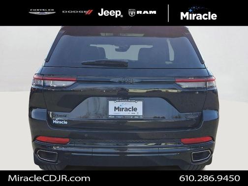 2025 Jeep Grand Cherokee Summit