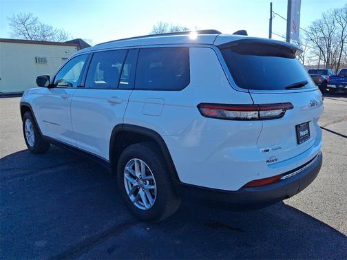 2021 Jeep Grand Cherokee L Laredo