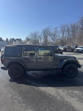 2022 Jeep Wrangler Unlimited Sport