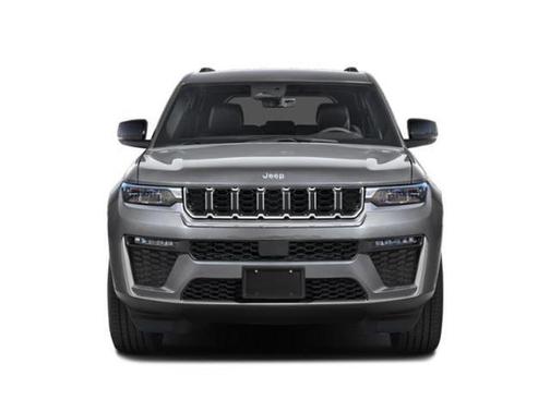 Sting Gray Clearcoat 2027 Jeep Grand Cherokee Limited