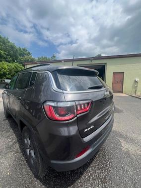 2022 Jeep Compass Latitude Lux