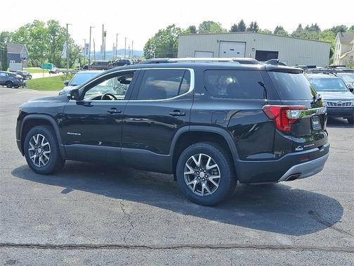 2022 GMC Acadia SLE