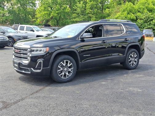 2022 GMC Acadia SLE