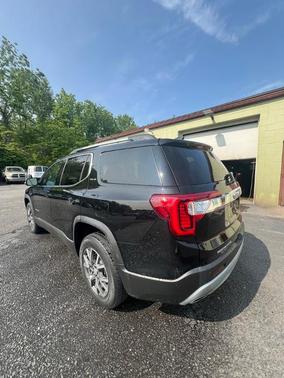2022 GMC Acadia SLE