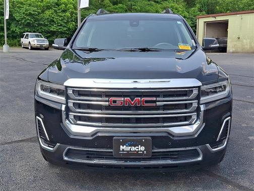 2022 GMC Acadia SLE