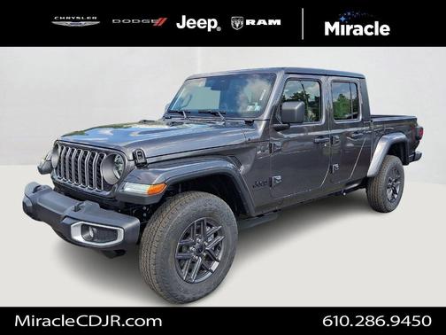 Granite Crystal Clearcoat Metallic 2026 Jeep Gladiator Sport