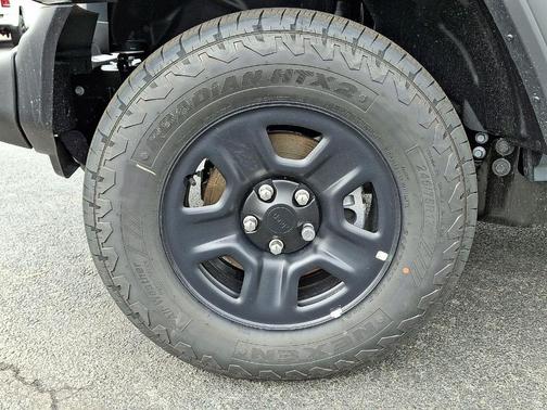 Anvil Clearcoat 2026 Jeep Wrangler Sport