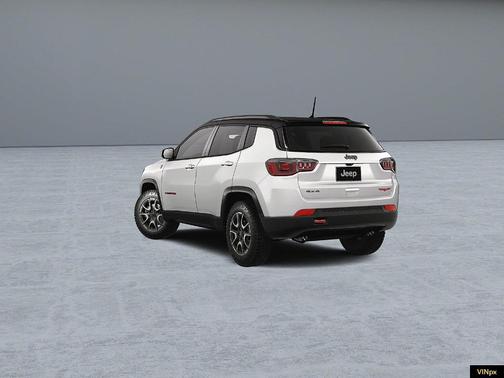 Bright White Clearcoat 2026 Jeep Compass Trailhawk