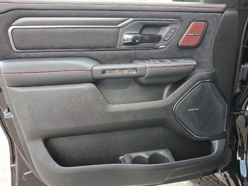 Diamond Black 2026 RAM 1500 RHO