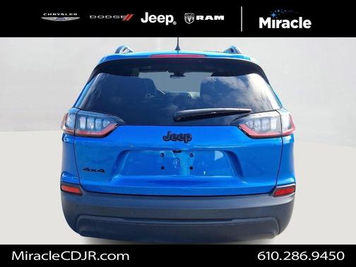 2023 Jeep Cherokee Altitude Lux