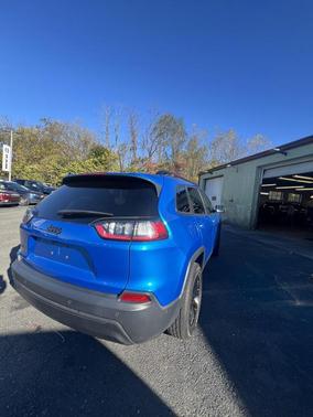 2023 Jeep Cherokee Altitude Lux