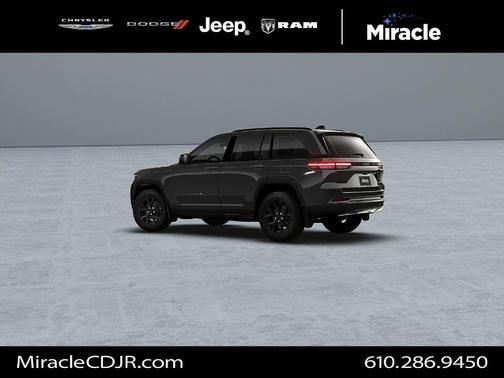 2026 Jeep Grand Cherokee Laredo
