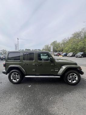 2021 Jeep Wrangler Unlimited Sahara