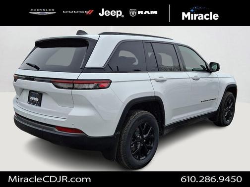 2026 Jeep Grand Cherokee Laredo