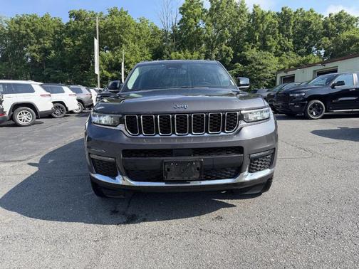 Metallic 2021 Jeep Grand Cherokee L Limited