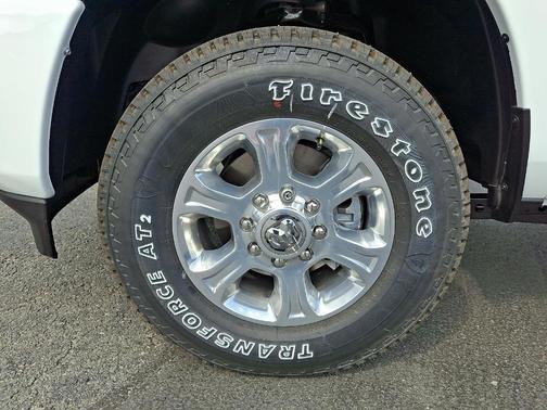 Bright White Clearcoat 2026 RAM 2500 Big Horn
