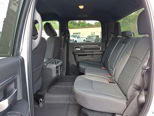 Bright White Clearcoat 2026 RAM 2500 Big Horn
