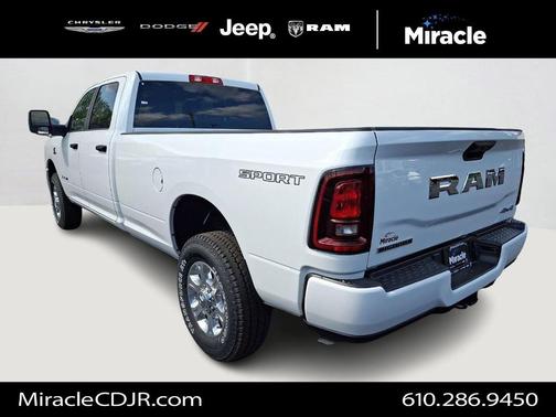 Bright White Clearcoat 2026 RAM 2500 Big Horn