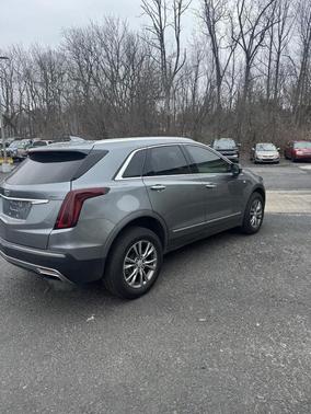 2022 Cadillac XT5 Premium Luxury