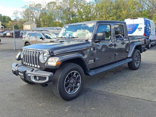 2022 Jeep Gladiator Overland
