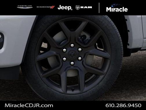 Bright White Clearcoat 2026 RAM 1500 Laramie