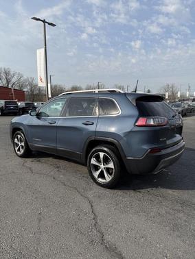 Blue Shade Pearlcoat 2019 Jeep Cherokee Limited
