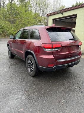 Velvet Red Pearlcoat 2019 Jeep Grand Cherokee Trailhawk