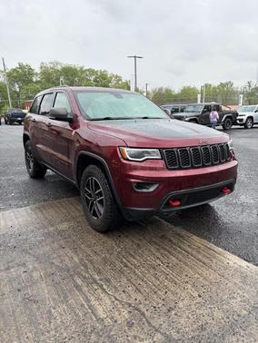 Velvet Red Pearlcoat 2019 Jeep Grand Cherokee Trailhawk