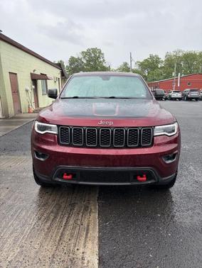 Velvet Red Pearlcoat 2019 Jeep Grand Cherokee Trailhawk