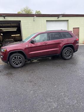 Velvet Red Pearlcoat 2019 Jeep Grand Cherokee Trailhawk