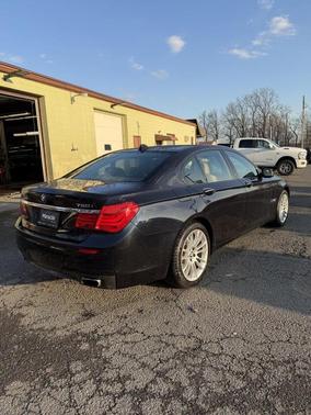 2012 BMW 750 i xDrive