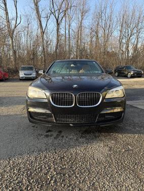 2012 BMW 750 i xDrive