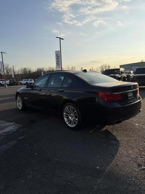 2012 BMW 750 i xDrive