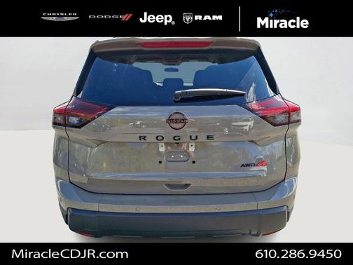 2025 Nissan Rogue Rock Creek
