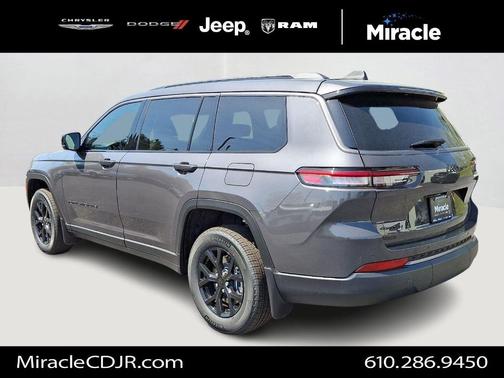 Metallic 2026 Jeep Grand Cherokee L Laredo