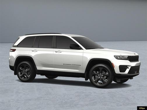 2025 Jeep Grand Cherokee Laredo