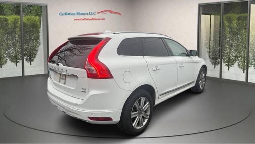 2016 Volvo XC60 T6 Drive-E