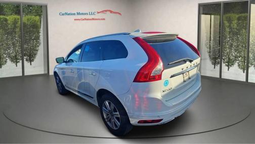 2016 Volvo XC60 T6 Drive-E