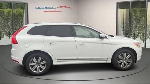 2016 Volvo XC60 T6 Drive-E