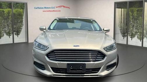 2016 Ford Fusion Hybrid SE